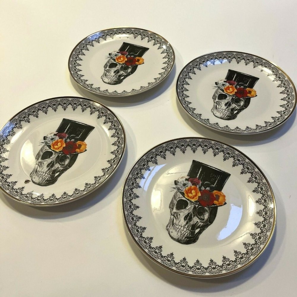 4PC New Dinner Plates Dishes 10" Gold Trim Halloween Skulls Harvest Green Studio